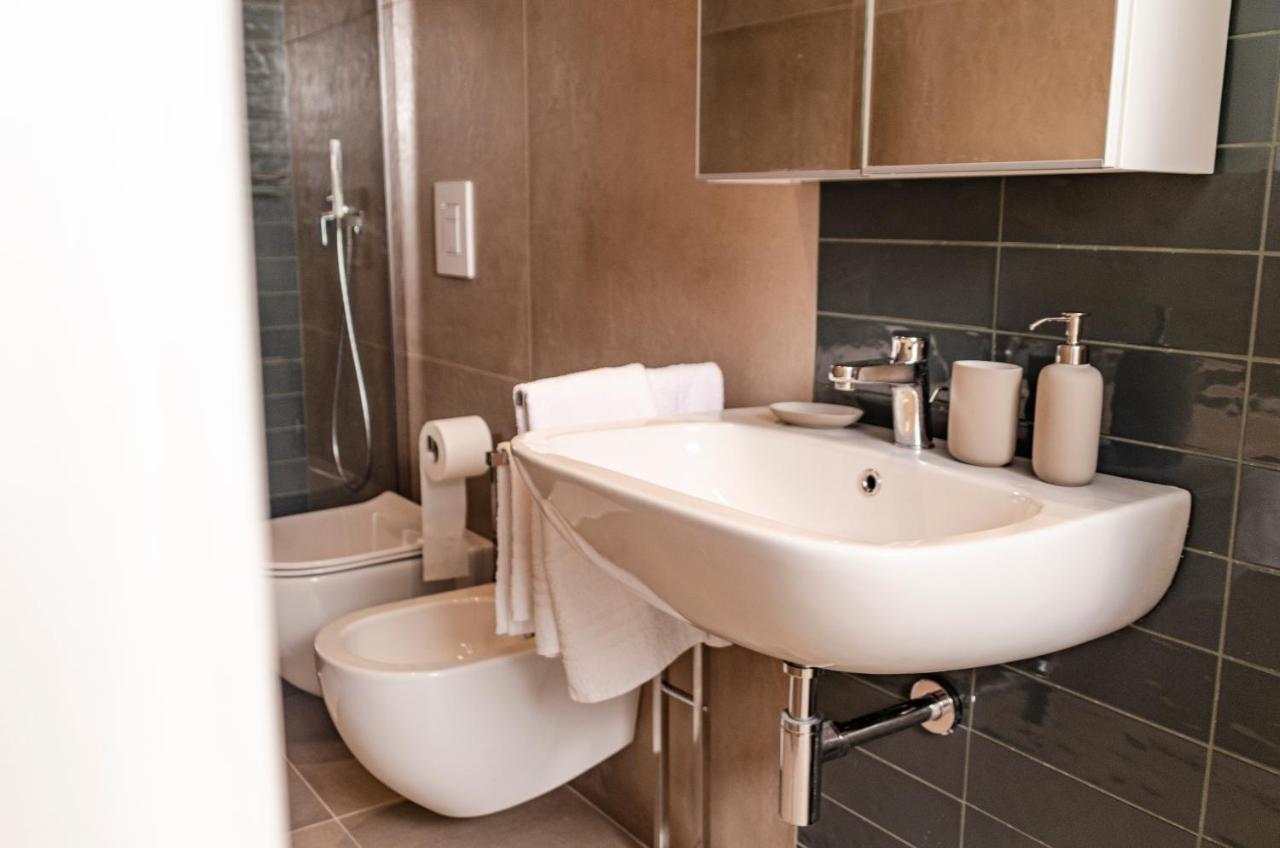 Apulialux Design Apartment - Relax, Spa E Free Parking Bari Dış mekan fotoğraf